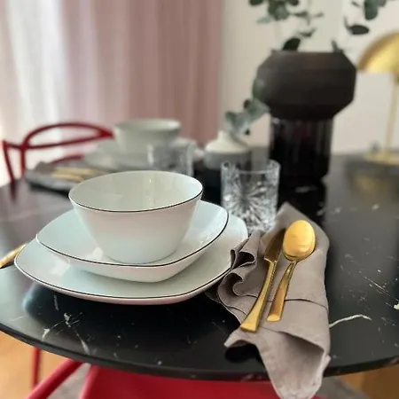 דירה Stylische Mit Balkon גראץ
