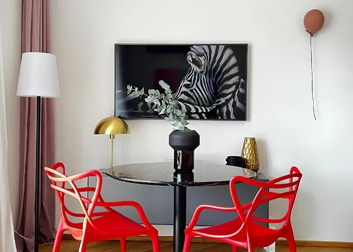 Апартаменти Stylische Mit Balkon Грац