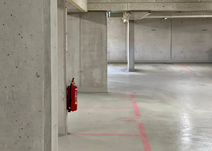 Stylische Mit Balkon *