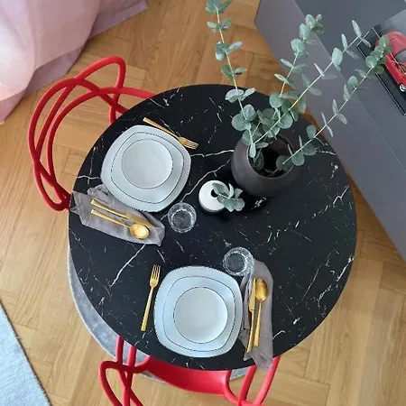 Appartement Stylische Mit Balkon